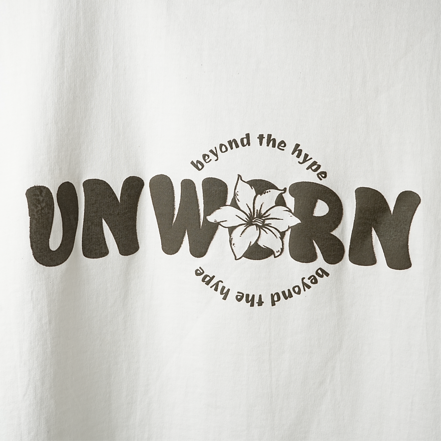 The Floral Vibe (W) Oversized T-Shirt